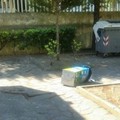 Inciampa sulla pavimentazione sconnessa, operatore scolastico in ospedale