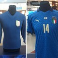Buffon, Del Piero, Zoff: le jersey dei campioni della Nazionale Italiana a Molfetta