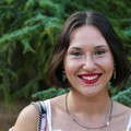 La tranese Francesca di Ciommo: una voce per omaggiare Renato Carosone