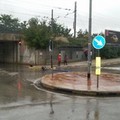 Piove tutta la notte e il sottovia di Pozzo Piano diventa una piscina