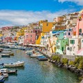 Capitale Italiana della Cultura 2022, l’isola di Procida batte tutti a sorpresa  