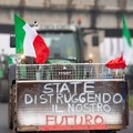 Domani 21 ottobre, Trani scende in strada contro il caro vita: presidio pacifico di mezzi in via Andria