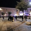 Rissa tra giovani in piazza Longobardi