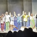  "Ogni promessa è debito " trionfa a Trani: Salemme incanta la città con una commedia che ha fatto ridere e pensare