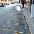 Corso Imbriani, strisce a zig-zag in soccorso del divieto