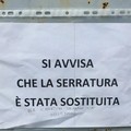 Il custode va in pensione e il tensostatico chiude: la denuncia del consigliere Lima