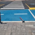 Trani zona Pozzopiano, la nuova piazza è già nel mirino dei vandali: pali divelti