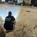 Omicidio a Trani nella notte: rissa durante una grigliata finisce nel sangue, ucciso un 18enne