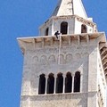 Vito Malcangi lascia il campanile della Cattedrale di Trani