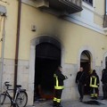 Incendio in via Simone de Brado: distrutto un calzaturificio