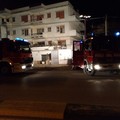Incendio in un'abitazione sul lungomare Cristoforo Colombo