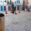 Piazza Tomaselli si trasforma da  "parcheggio " ad area pedonale