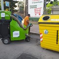 Mini spazzatrici elettriche Amiu in azione nel quartiere Pozzopiano