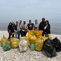 Spiagge e Fondali Puliti 2026 a Trani: oltre 200 kg di rifiuti raccolti alla Spiaggia Ponte Lama