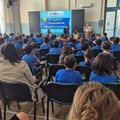 130 alunni delle quarte festeggiano al “De Amicis” la conclusione del progetto “Ospitalità Mediterranea "