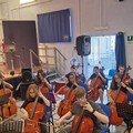 Successo per lo spettacolo finale: teatro e musica protagonisti al plesso Bovio