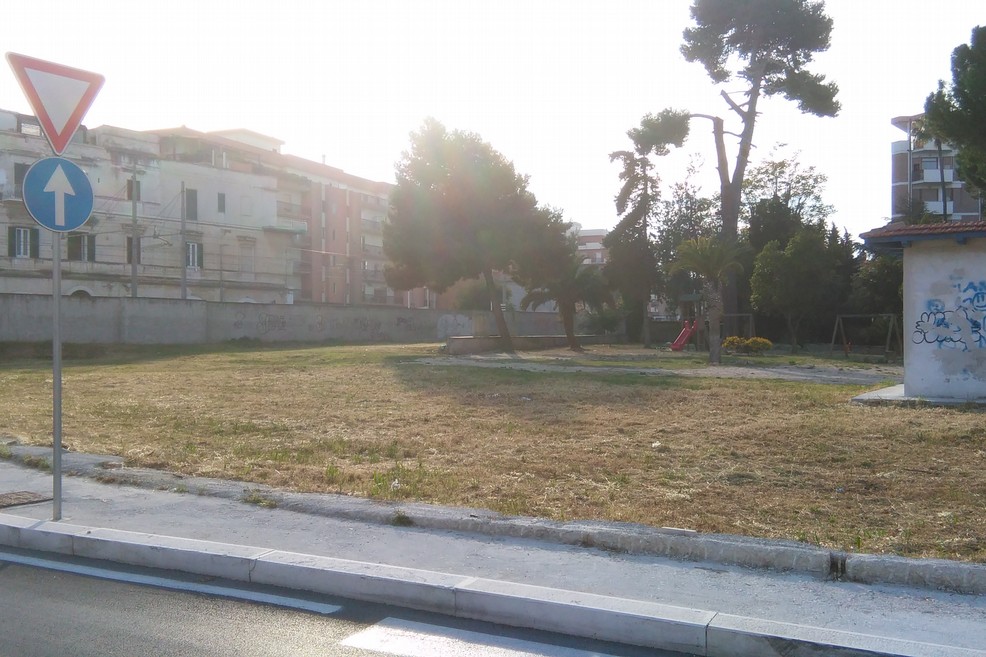 Villa Bini, prato bonificato