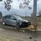 Auto contro un albero su via Palermo a Trani