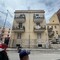 Crolla cornicione in via Dalmazia: intervento immediato della Polizia Locale