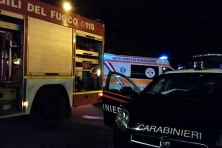 carabinieri 118 e vigili del fuoco