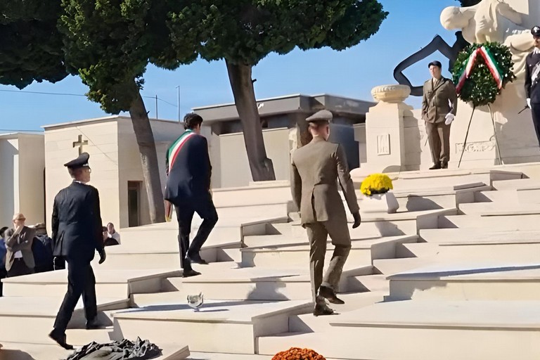 2 novembre: onore ai caduti e ai difensori della Patria