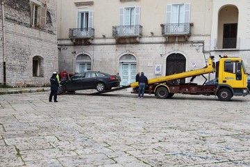 rimozione auto durante la Festa del Crocifisso