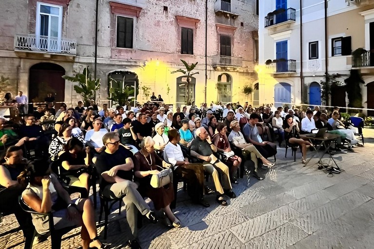 Enzo Guacci ed il vernacolo
