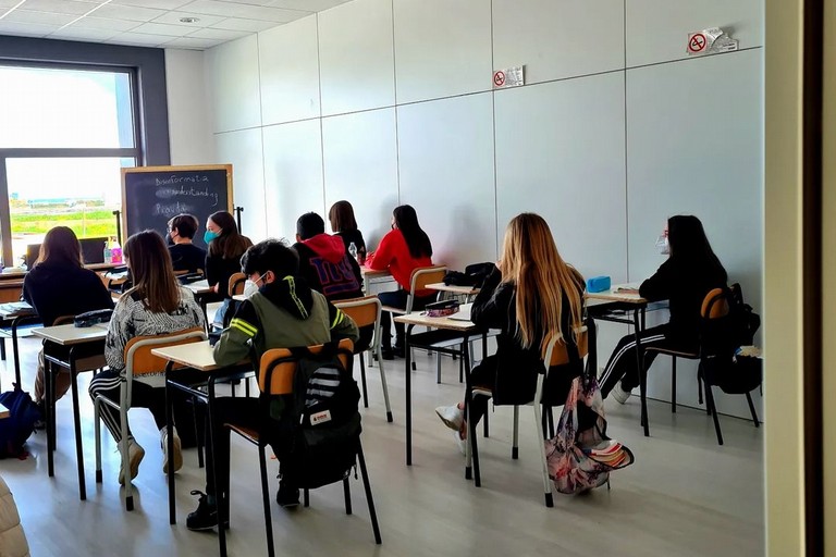 Trasporto scolastico verso ex Lum, Ferrante: «Il Comune non ha responsabilità, ma stiamo comunque risolvendo»