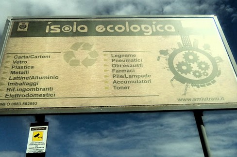 Isola Ecologica, blitz del Movimento 5 Stelle