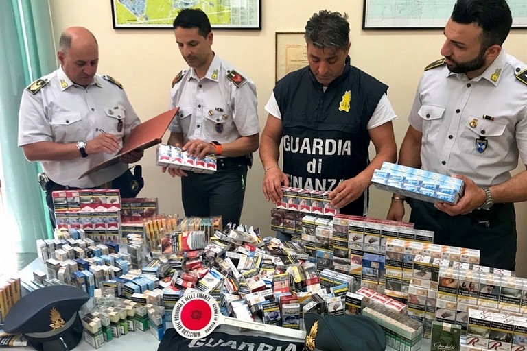 Tabacchi sequestrati