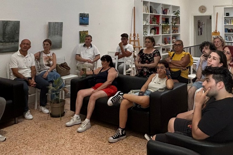 Hub Porta Nova a Trani l’incontro sul benessere “Vivere Leggeri – Edizione Estate 2025”. <span>Foto Carla Anna Penza</span>