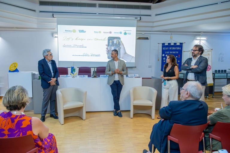 da sinistra: Mario Fucci, Salvatore Nardò, Aurora Troccoli, Elio Franco. <span>Foto Luciano Terlindo</span>