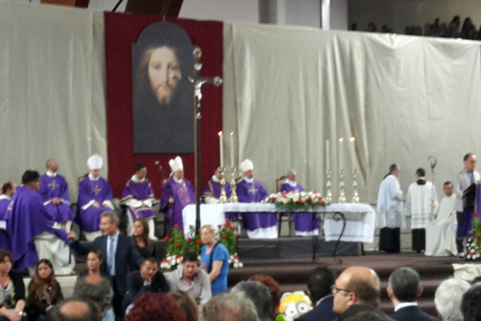 Funerali per le vittime dell'incidente ferroviario