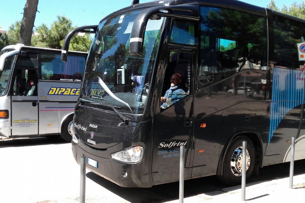 Bus in Piazza Gradenico