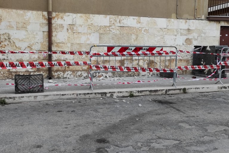 Strada transennata in via Giacinto Francia