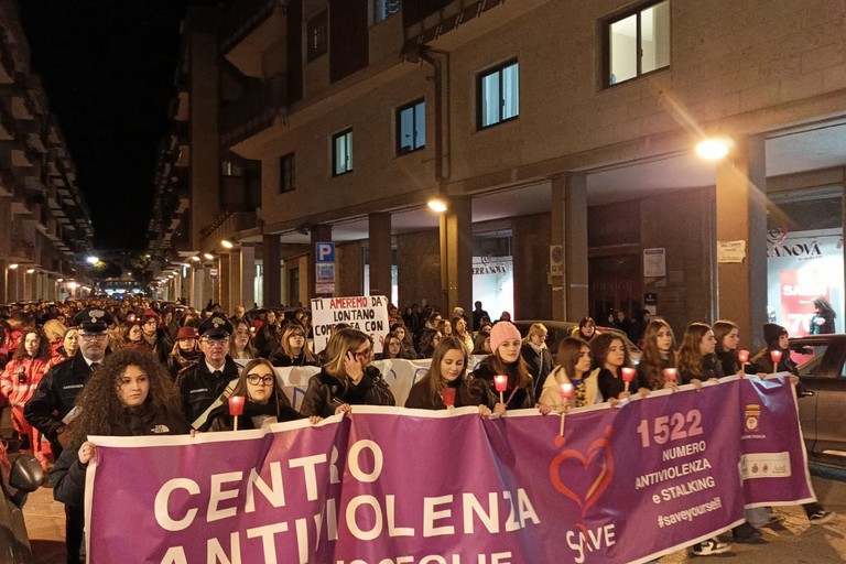 Fiaccolata in onore di Teresa Di Tondo