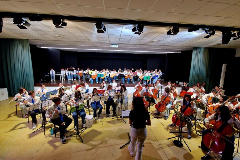 Orchestra scuola rocca Bovio Palumbo D'Annunzio