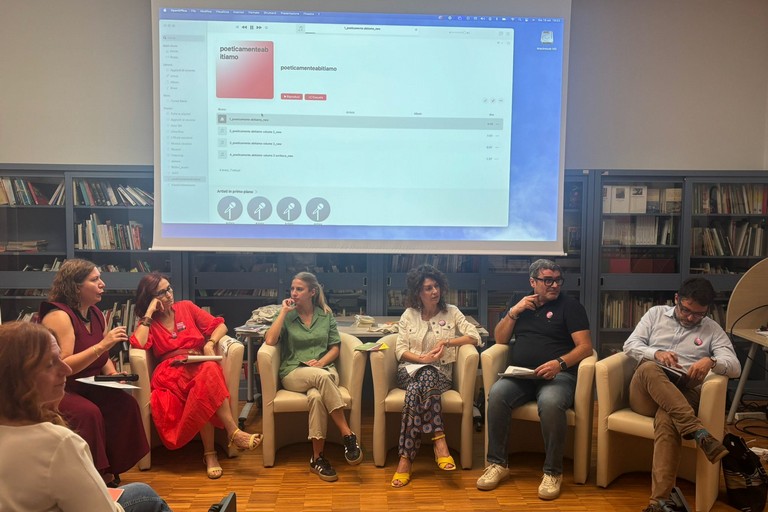 Dialoghi Off, Poeticamente Abitare. <span>Foto Carla Anna Penza</span>