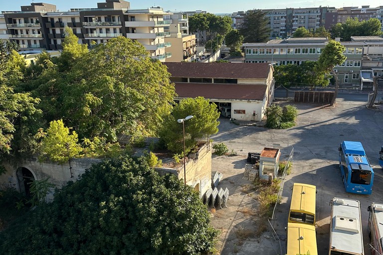 Capannoni Ruggia nel degrado