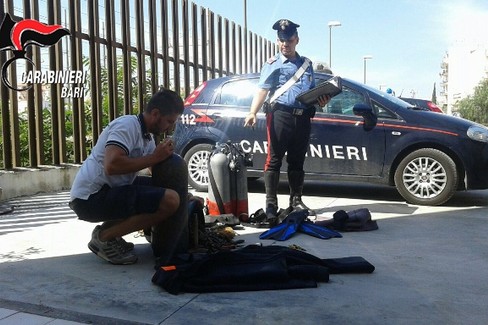 Carabinieri sequestrano datteri
