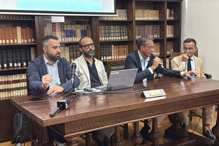 Piano delle Coste Trani - Presentazione. <span>Foto Tonino Lacalamita</span>