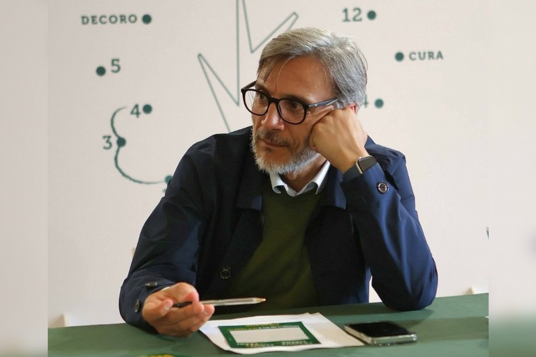 L'addio di Galiano scuote il web: le prime reazioni a caldo della politica tranese sui social