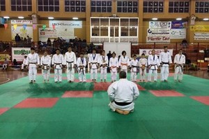 Pala Assi colmo per la manifestazione natalizia della Judo Trani