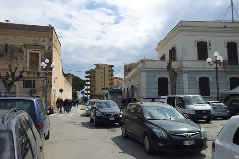 assalto auto piazza Plebiscito