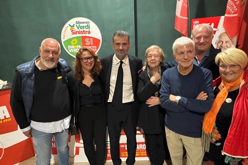 Antonio Decaro a Trani per l'avvio della campagna elettorale di Mino Di Lernia (AVS)