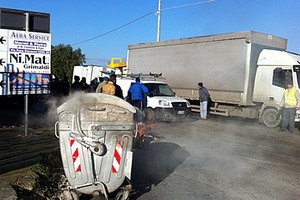 Autotrasportatori in via Barletta