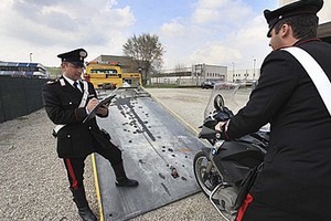 Carabinieri recuperano moto rubata