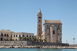 La Cattedrale di Trani dal mare