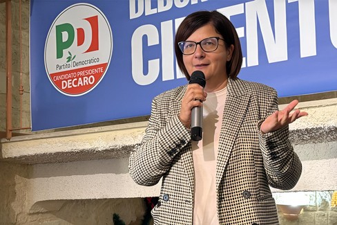 Debora Ciliento, incontro 'Donne e Politico'