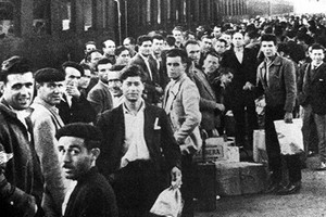 Disoccupazione: emigranti (foto storica)